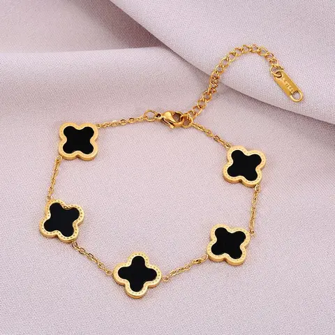 Four leaf clover breclet