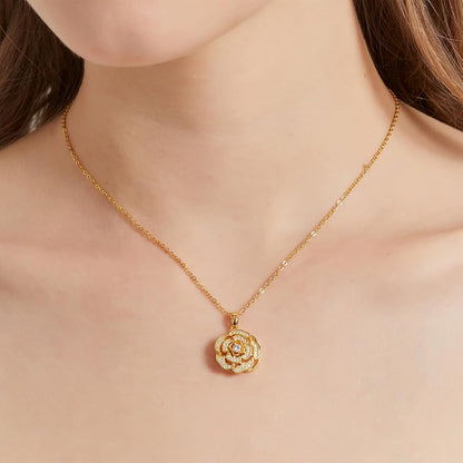 Women's lightweight new design rotating zirconia flower pendant with stainless steel gold-plated collar bone chain