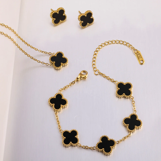 Black Clover set